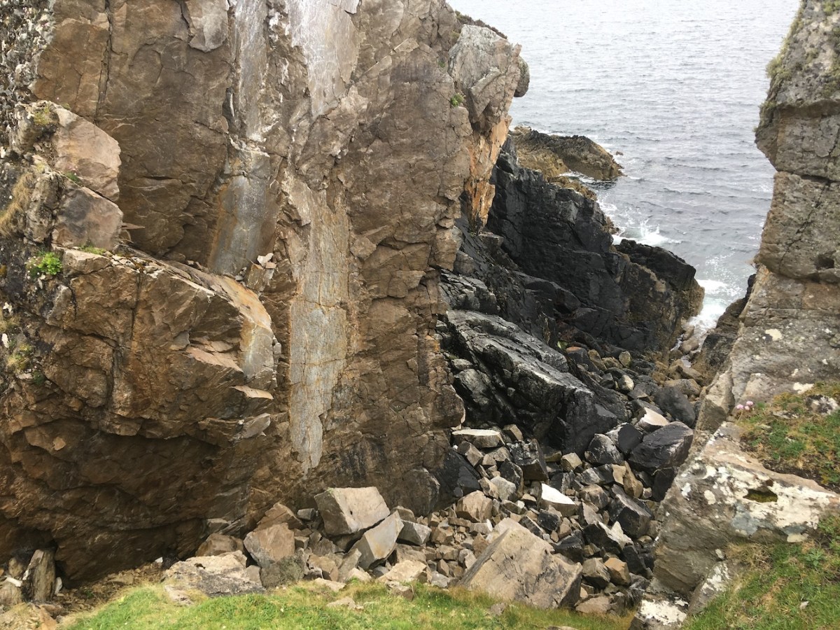 loch eriboll rocks